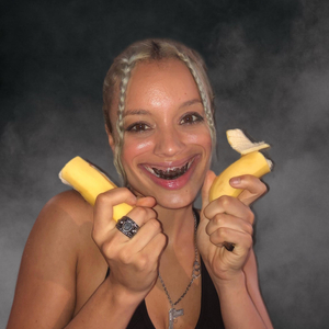 少女大白好子照片
